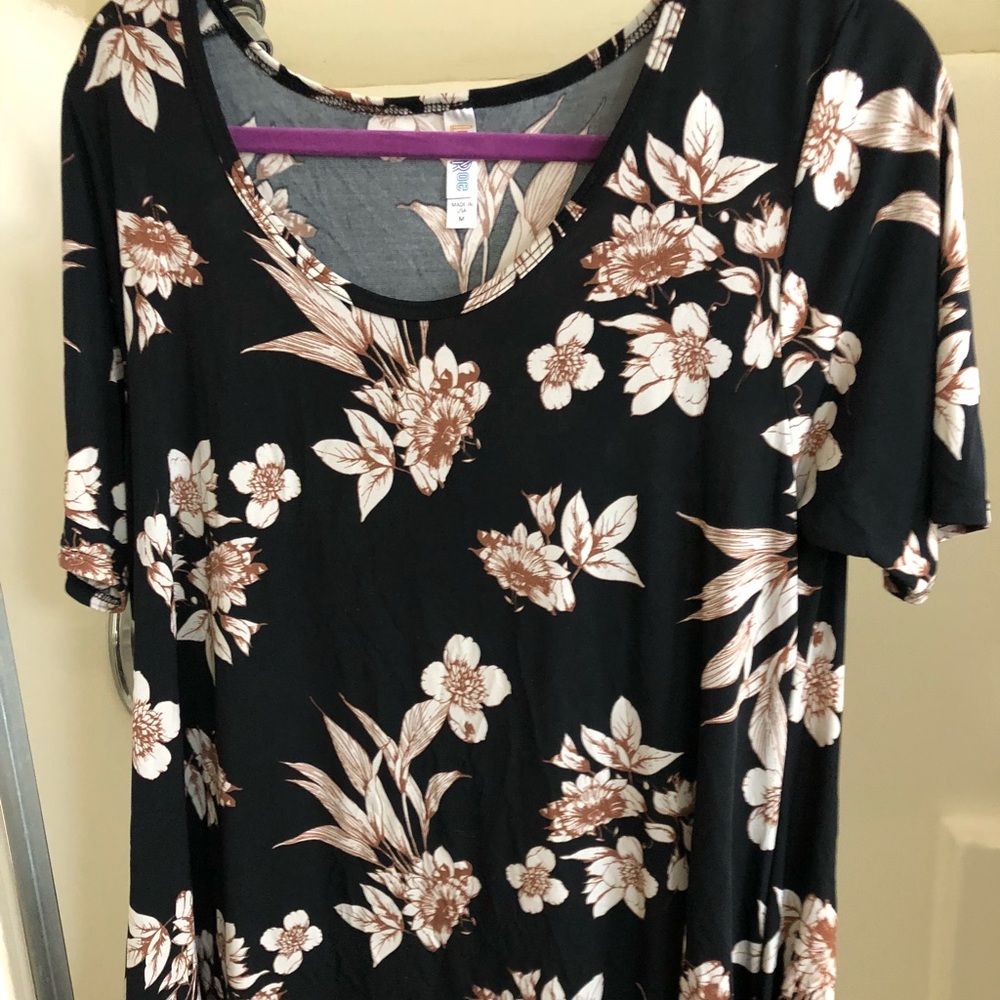 Lularoe Floral Perfect T
